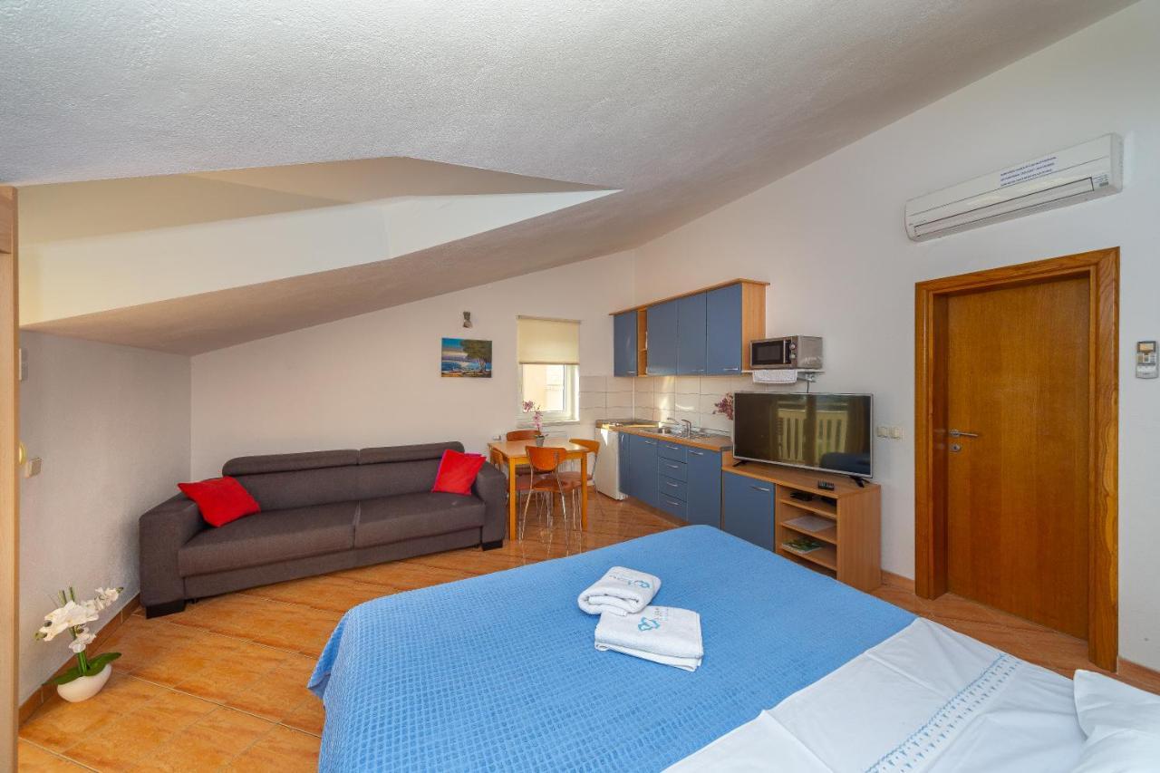 Apartments Dalmata Biograd Na Moru Extérieur photo