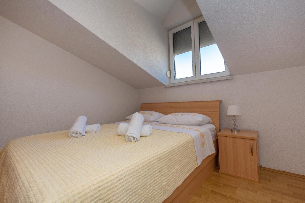 Apartments Dalmata Biograd Na Moru Extérieur photo