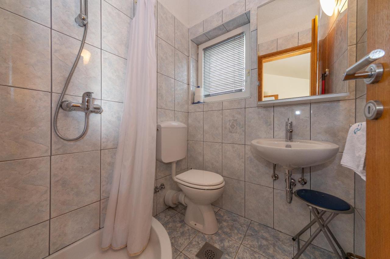 Apartments Dalmata Biograd Na Moru Extérieur photo