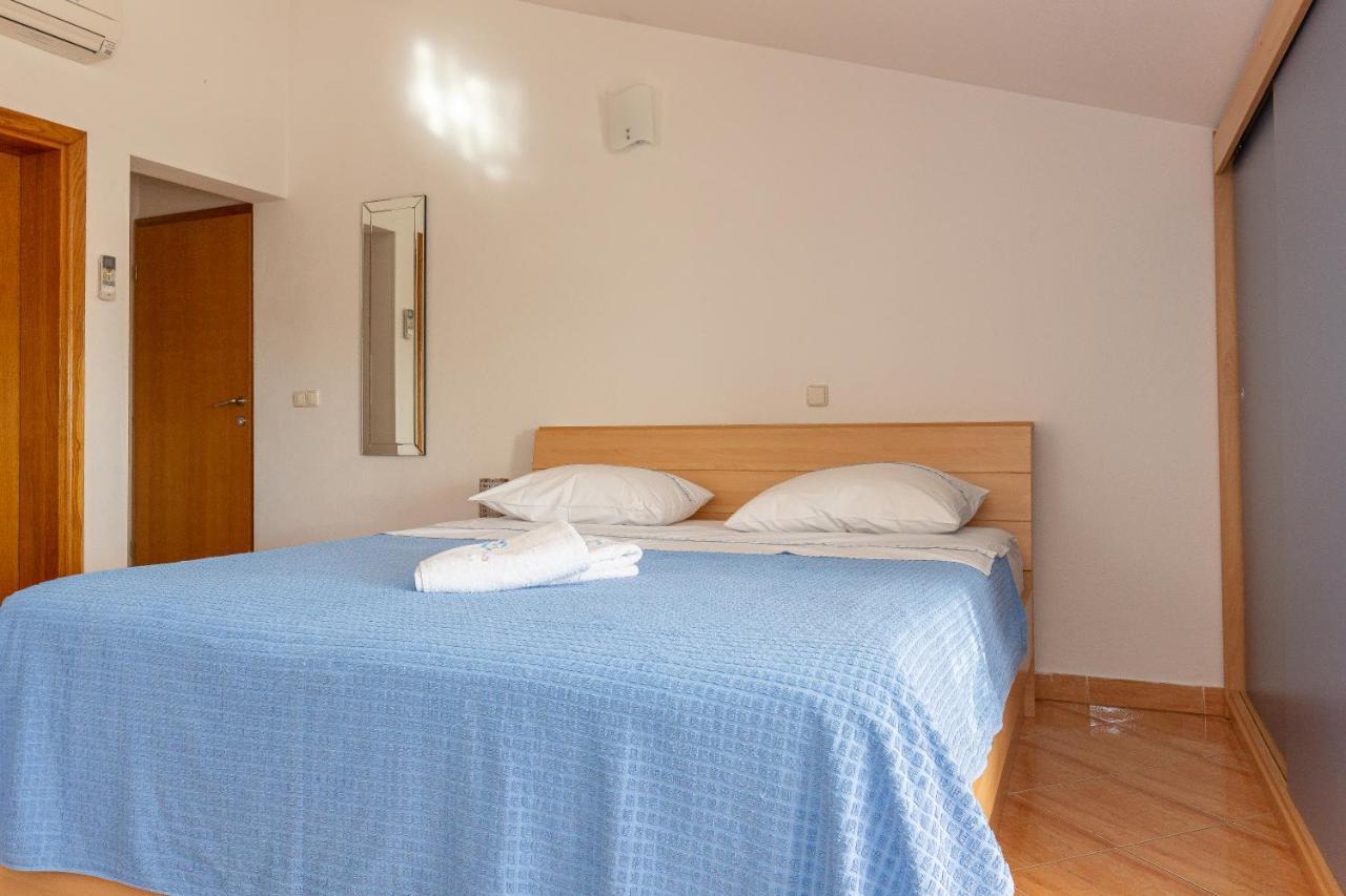 Apartments Dalmata Biograd Na Moru Extérieur photo