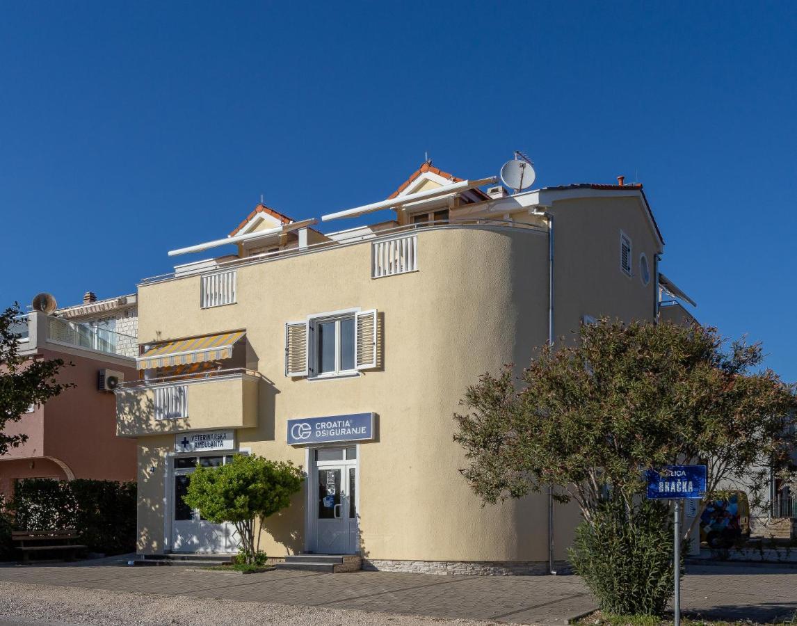Apartments Dalmata Biograd Na Moru Extérieur photo